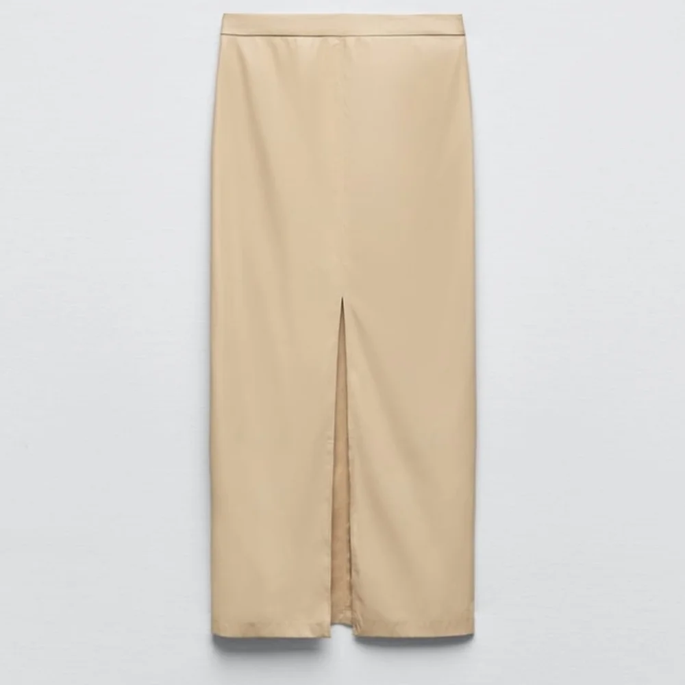 ZARA Faux leather midi skirt - Picture 5 of 9